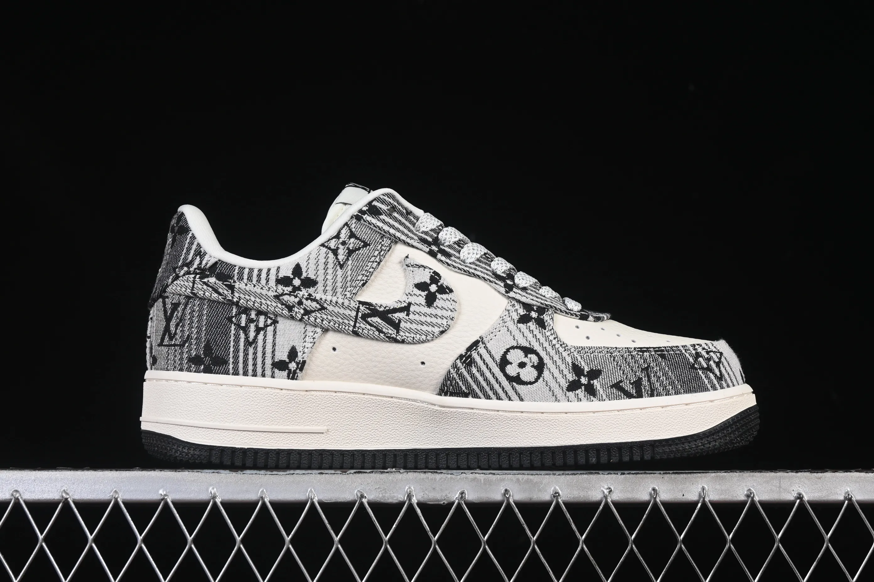 All categories Nk Air Force 1 Air Force series Nk Air Force 1 Low Air Force low-top Nike Air Force 1'07 Low LV joint gray floral cloth Air Force 1 low-top casual sneakers DF0188-077
